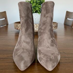 Sam Edelman “Ulissa” Pointed Toe Ankle Bootie - 7M